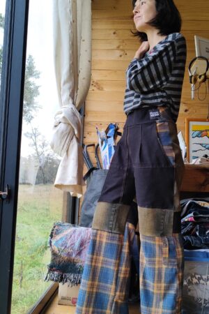 PANTALÓN DISEÑO HÍBRIDO
