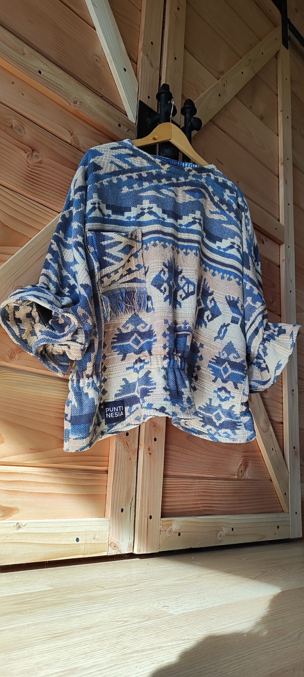 SWEATER PONCHITO ÉTNICO
